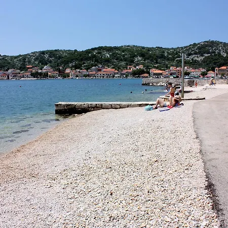 3209b * Tisno